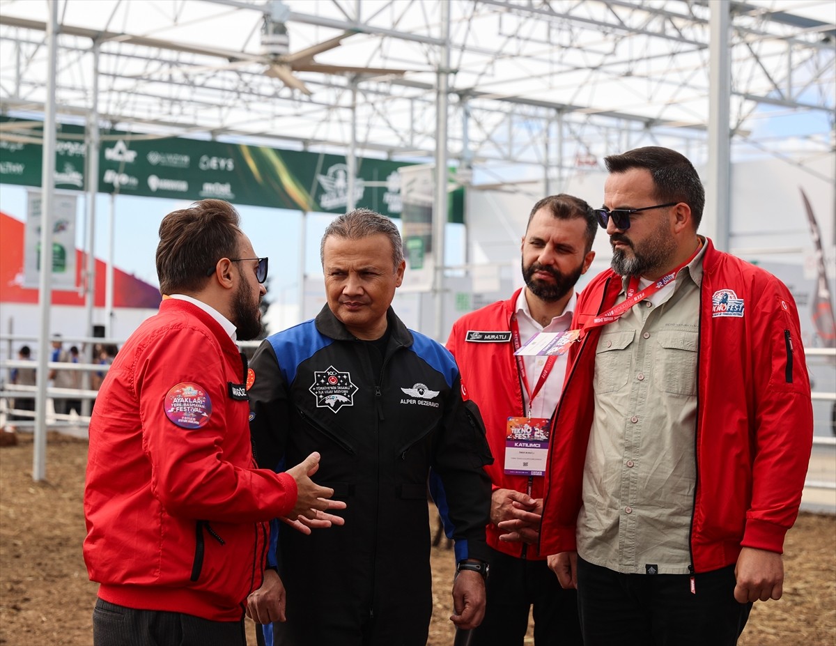 TEKNOFEST İstanbul'da "akıllı tarım" teknolojileriyle öne çıkan Tarım Teknolojileri Kümelenmesi...