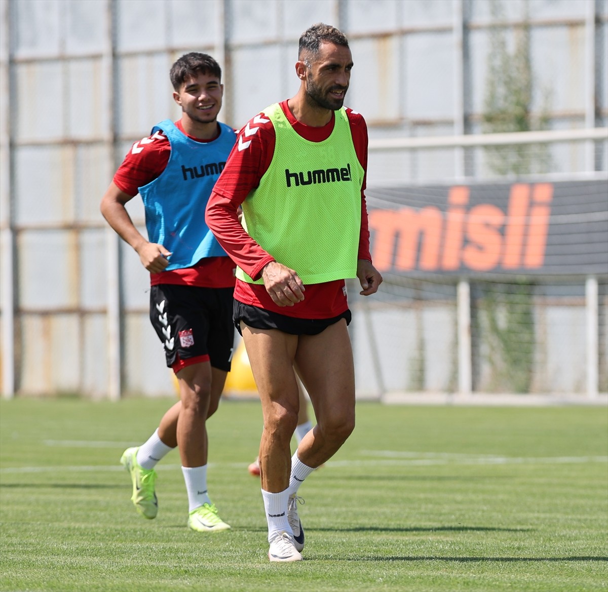 Trendyol 1. Lig'in 5. haftasında sahasında SMS Grup Sarıyer ile karşılaşacak Özbelsan Sivasspor...