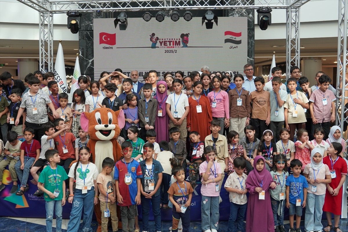 Türkiye Diyanet Vakfı (TDV), Irak'ın Kerkük kentinde yetim çocuklar için "Mutluluğun Nabzı" adıyla...