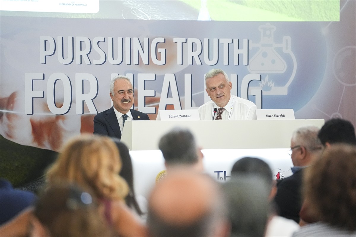 Türkiye Hemofili Derneği ve Hemofili Dernekleri Federasyonu işbirliğiyle düzenlenen "22....