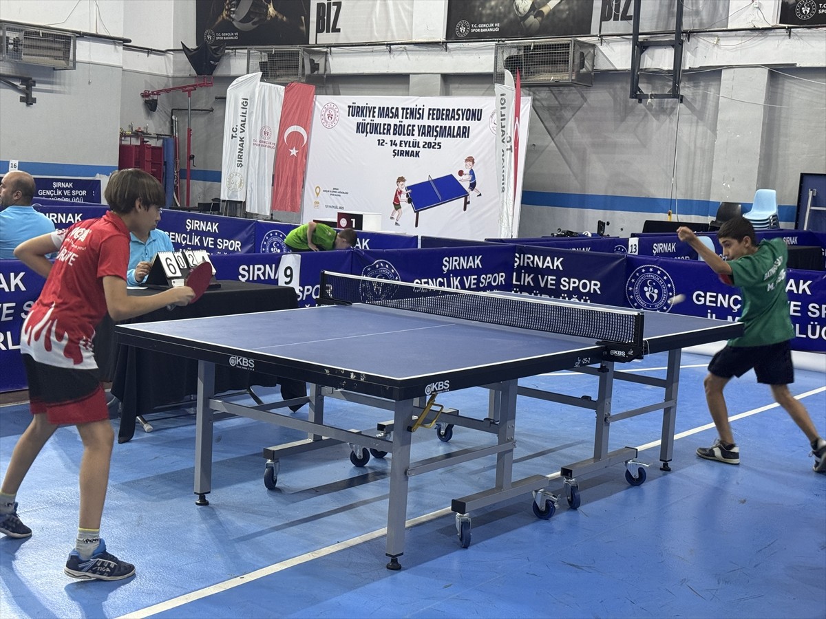 Türkiye Masa Tenisi Federasyonu organizasyonunda Şırnak'ta yapılan Küçükler Bölge Şampiyonası...