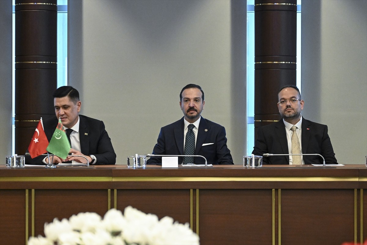 Türkmenistan'ın bağımsızlığının 34. yılı vesilesiyle "Türkmenistan-Türkiye İlişkilerinde Enerji ve...