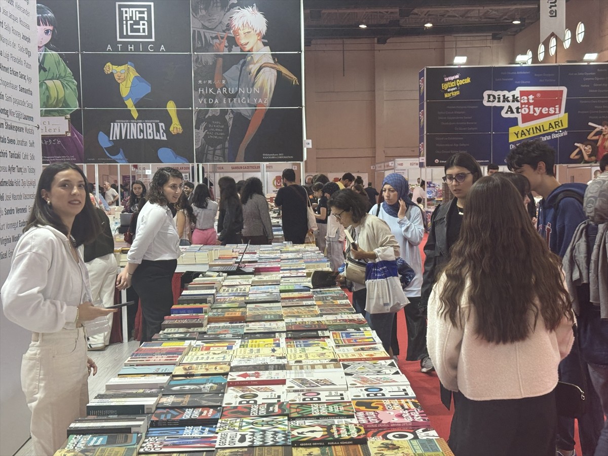 TÜYAP Fuarlar Yapım AŞ ve Türkiye Yayıncılar Birliği tarafından düzenlenen "Karadeniz 10. Kitap...