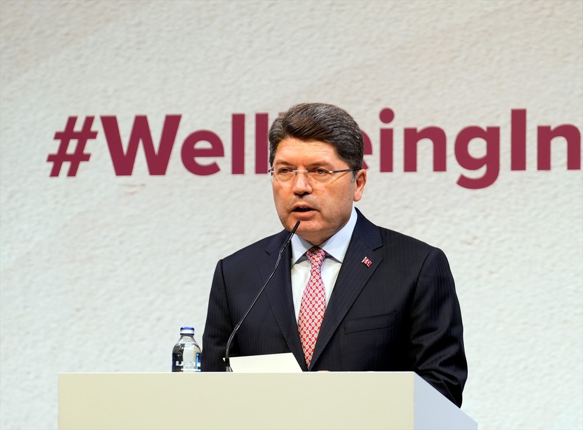 Adalet Bakanı Yılmaz Tunç, Adalet Bakanlığı Türkiye Ceza ve Tevkifevleri Genel Müdürlüğünün ev...