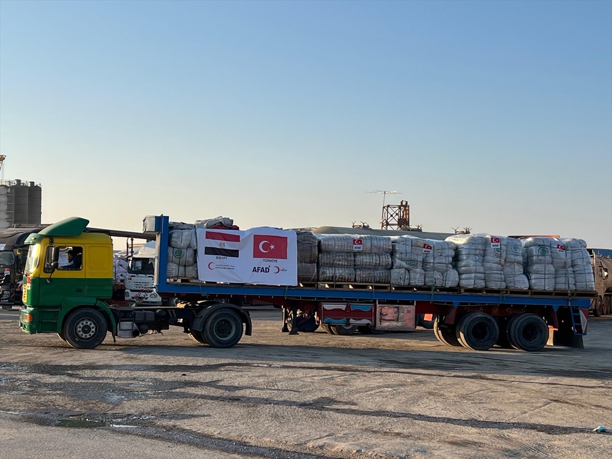 Afet ve Acil Durum Yönetimi Başkanlığı (AFAD) tarafından, Gazze'ye yönelik yardımlara ilişkin, 27...