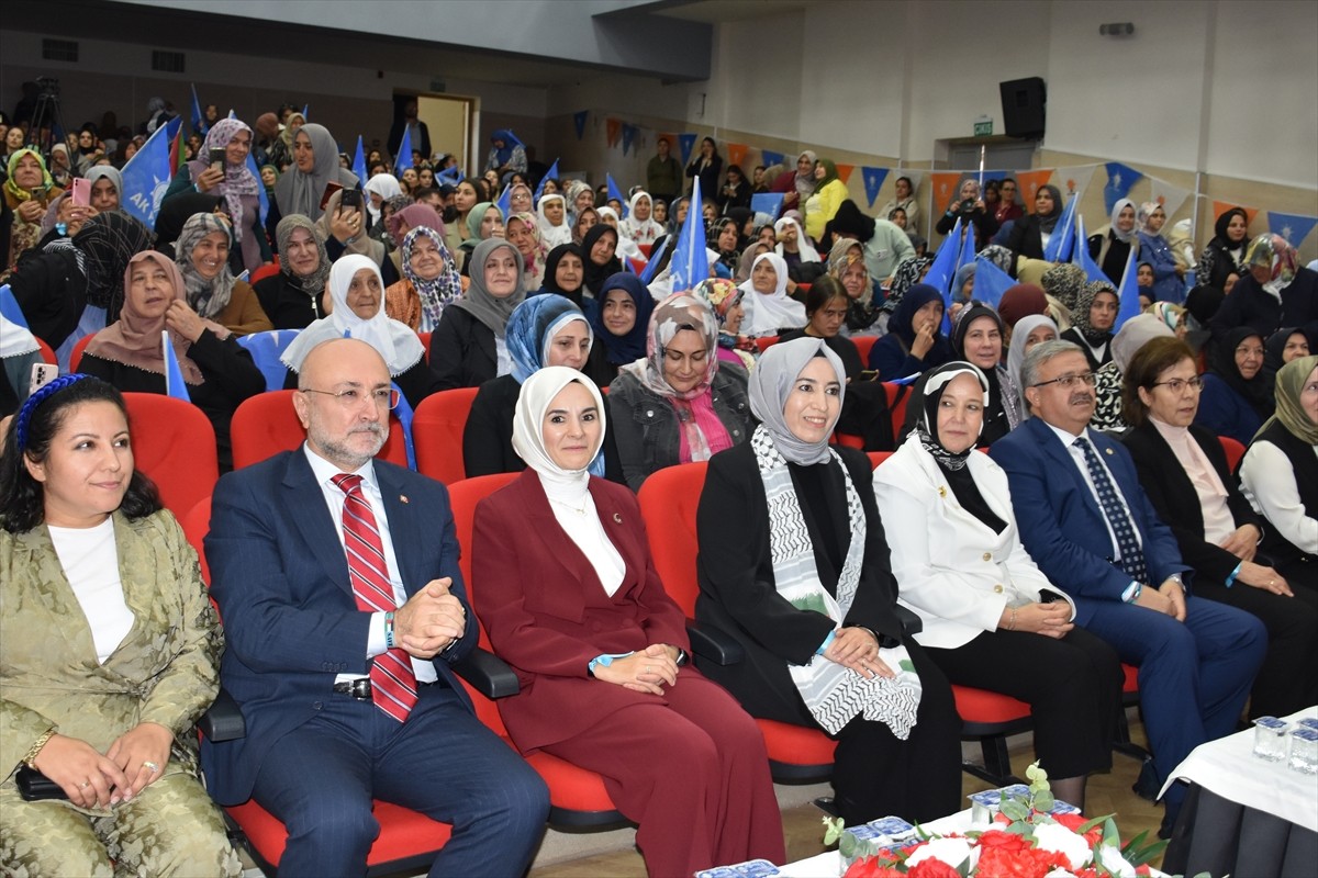 Aile ve Sosyal Hizmetler Bakanı Mahinur Özdemir Göktaş, Afyonkarahisar'da Kamil Miras Anadolu...