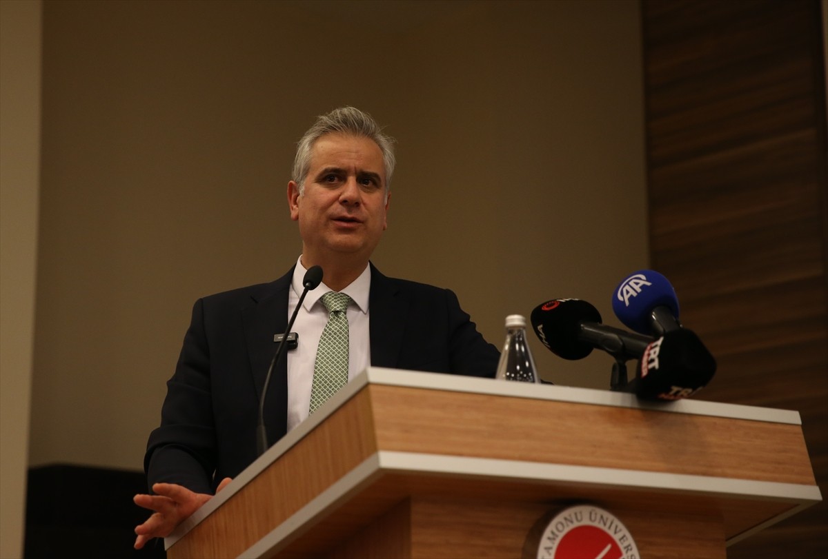 AK Parti Genel Başkan Yardımcısı Hasan Basri Yalçın, Kastamonu Üniversitesi Hoca Ahmet Yesevi...