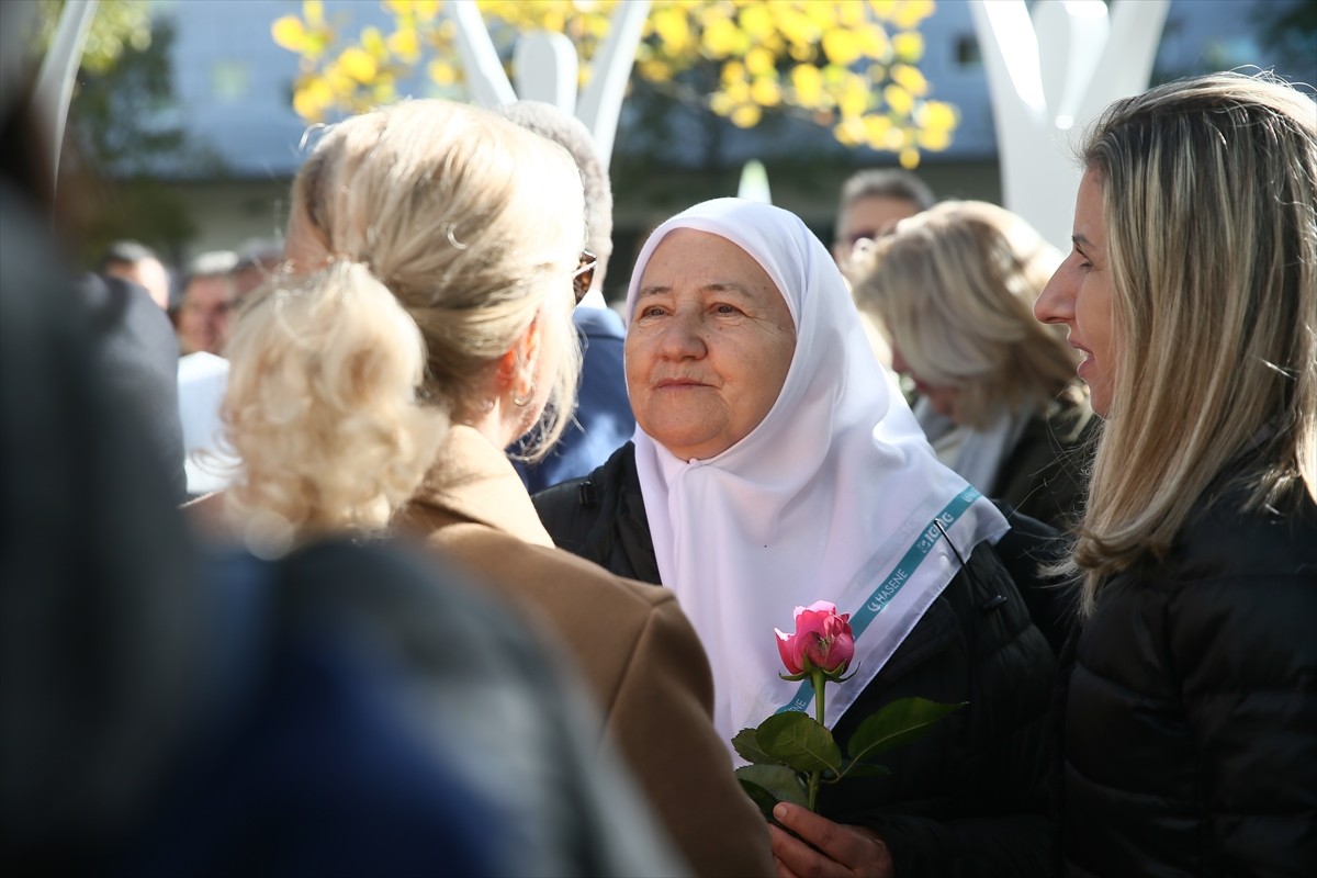 Avusturya'nın başkenti Viyana'da, Srebrenitsa soykırımında öldürülenleri anmak için inşa edilen...