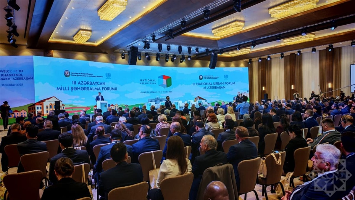 Azerbaycan'ın Hankendi şehrinde düzenlenen 3. Ulusal Şehircilik Forumu başladı. Birleşmiş...