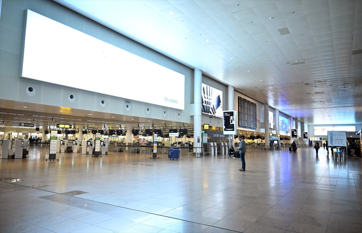 Belçika’da Ulusal grev nedeniyle Brüksel Havalimanında giden uçuşların tamamı iptal edildi.