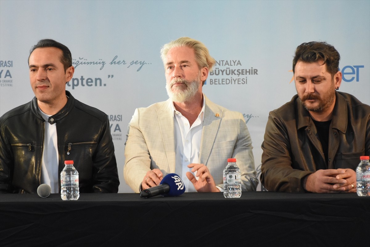 Bu yıl 62'ncisi düzenlenen Uluslararası Antalya Altın Portakal Film Festivali kapsamında Ulusal...