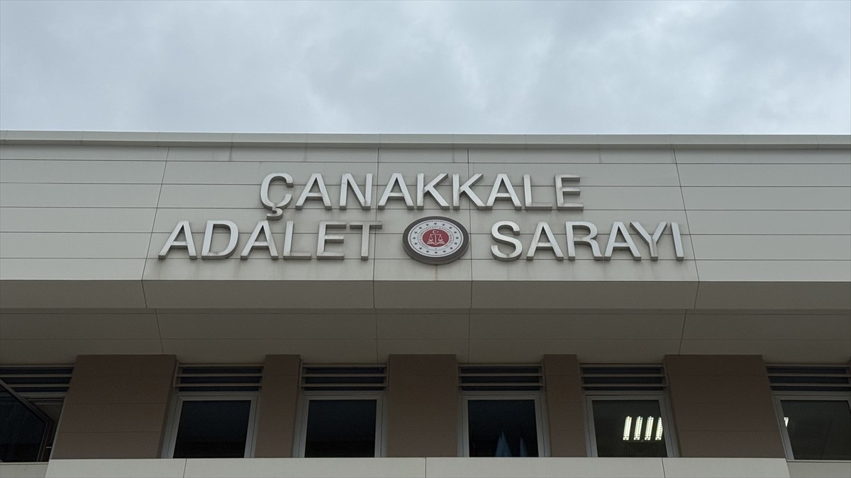 Çanakkale'de restoratör Tuğba Yavaş'ın, 5'inci kattaki evinin balkonundan düşüp hayatını...
