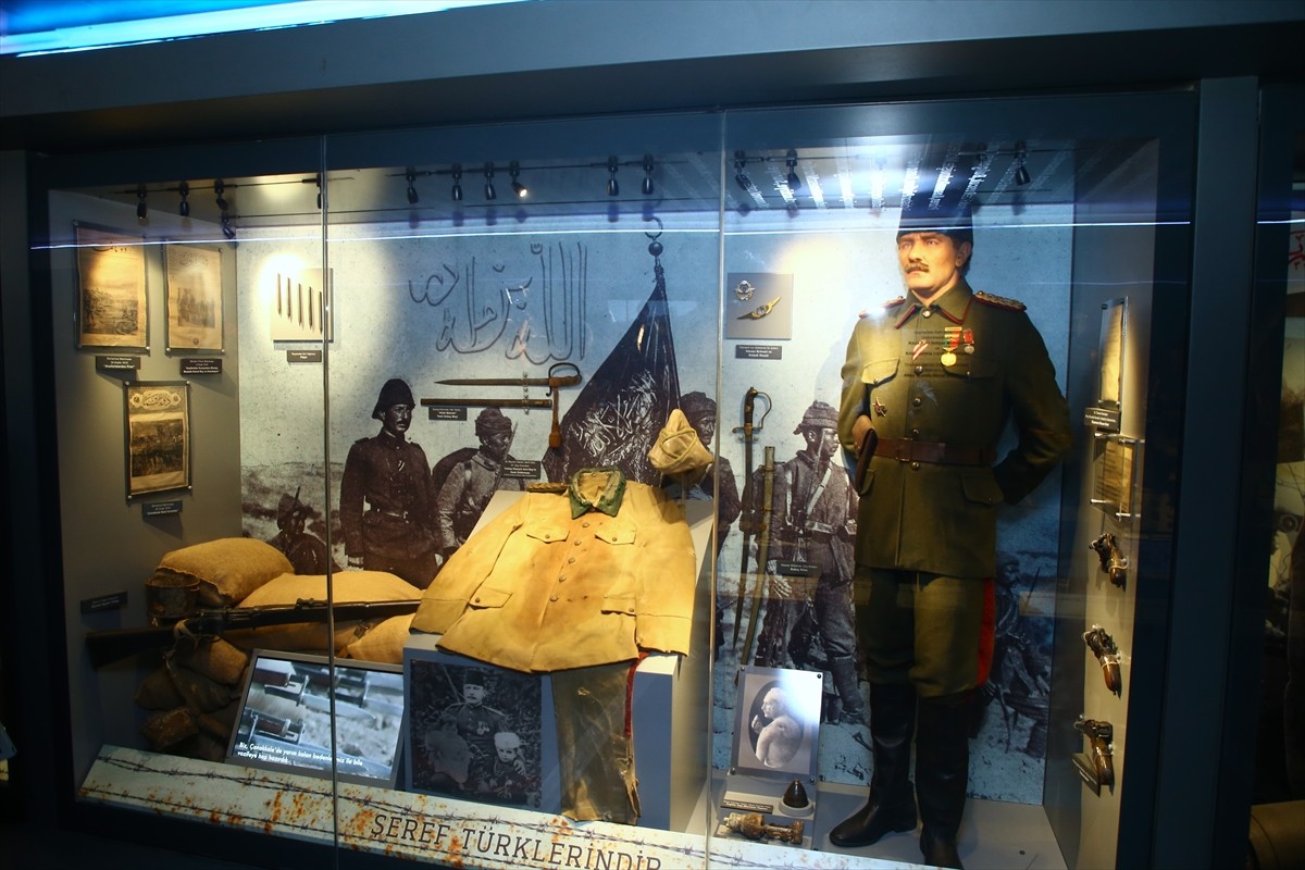  Çanakkale Savaşları'ndan kalma objelerin sergilendiği, dijital gösterilerin sunulduğu "Çanakkale...