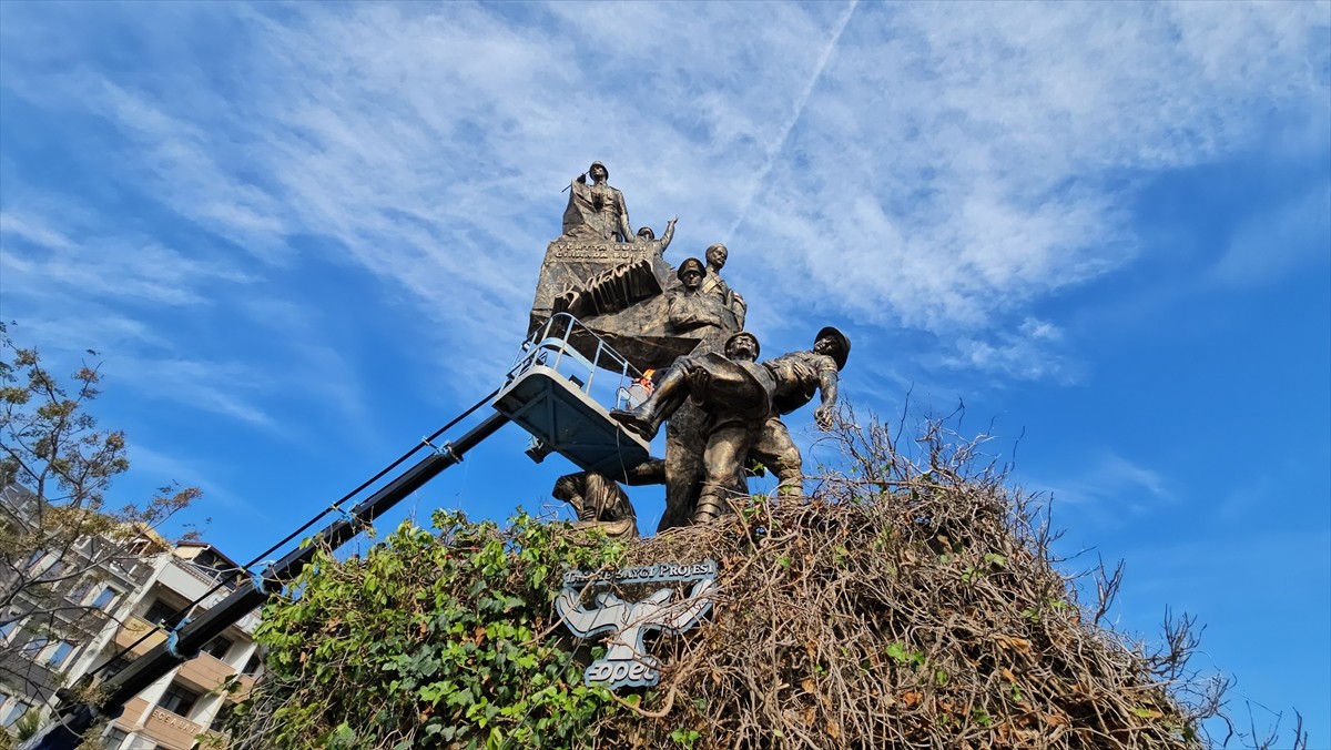 Çanakkale Savaşları'nın yaşandığı tarihi Gelibolu Yarımadası'nda yer alan Eceabat ilçesindeki...