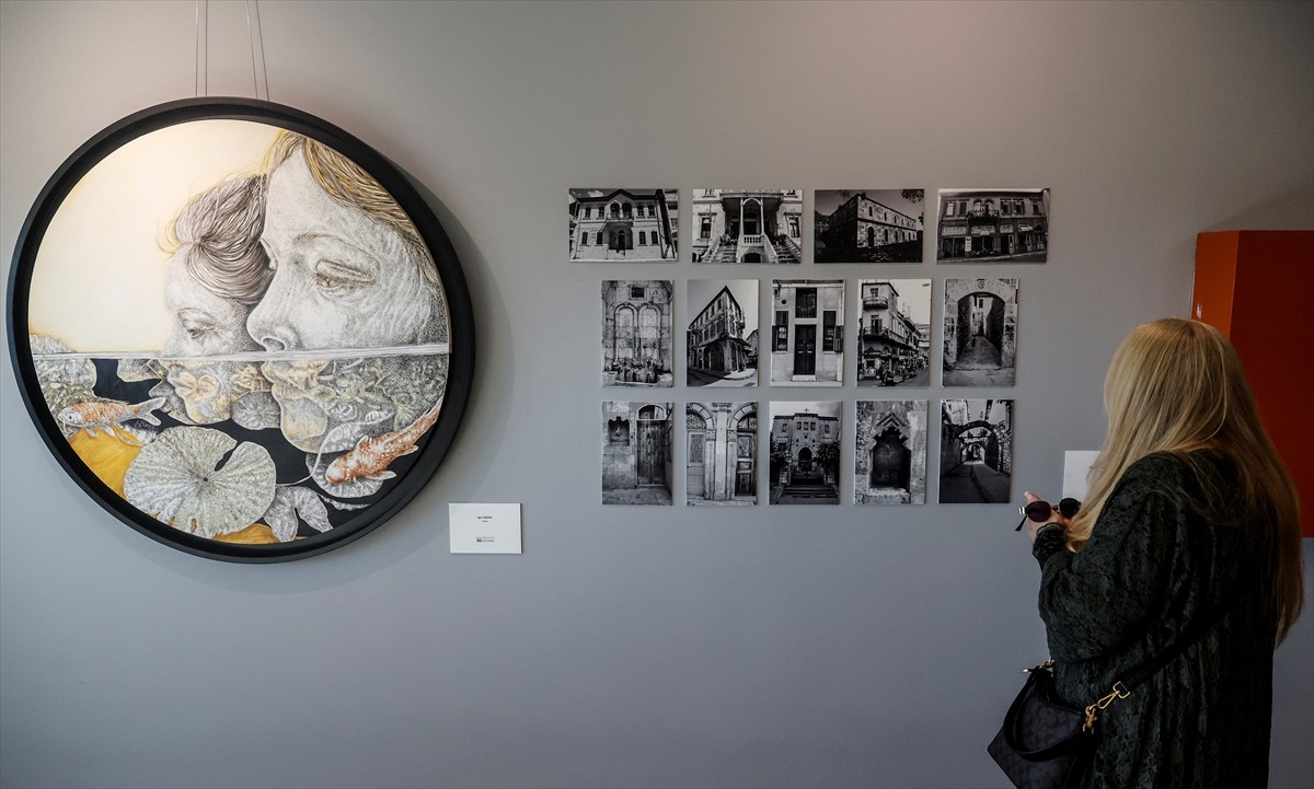  Çukurova Çağdaş Sanat, Kültür ve Eğitim Vakfı tarafından düzenlenen "2. Akdeniz Bienali"...