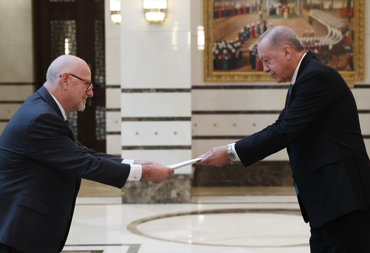 Cumhurbaşkanı Recep Tayyip Erdoğan, Meksika, Mısır, Sri Lanka ve Litvanya büyükelçilerini kabul...