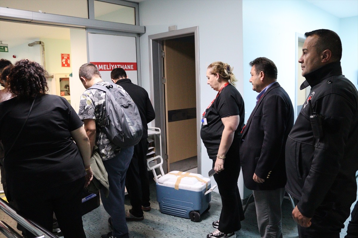 Düzce'de tedavi gördüğü hastanede beyin ölümü gerçekleşen hastanın bağışlanan organları 3 kişiye...