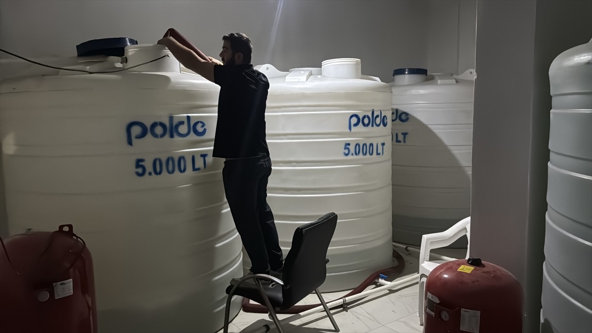 Edirne'de bazı mahallerde zaman zaman su kesintileri yaşanmaya devam ediyor. Kentin yüksek...