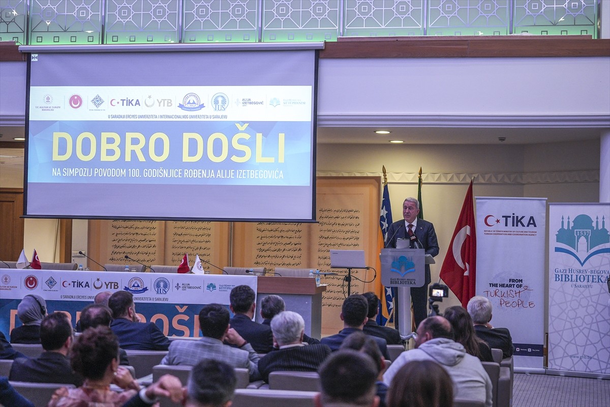 Erciyes Üniversitesi ve Uluslararası Saraybosna Üniversitesinin (IUS) işbirliğiyle Bosna Hersek'in...