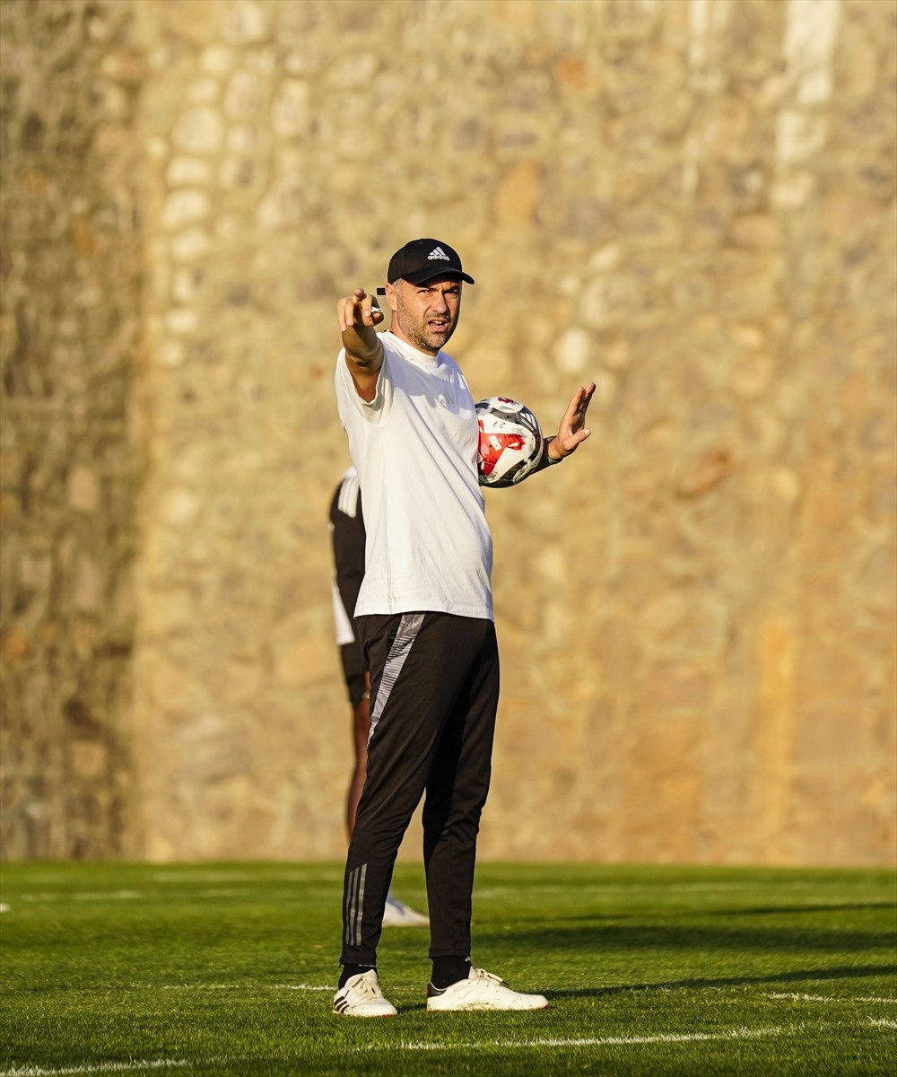 Gaziantep FK, Trendyol Süper Lig'in 10. haftasında 27 Ekim Pazartesi günü sahasında Fenerbahçe ile...