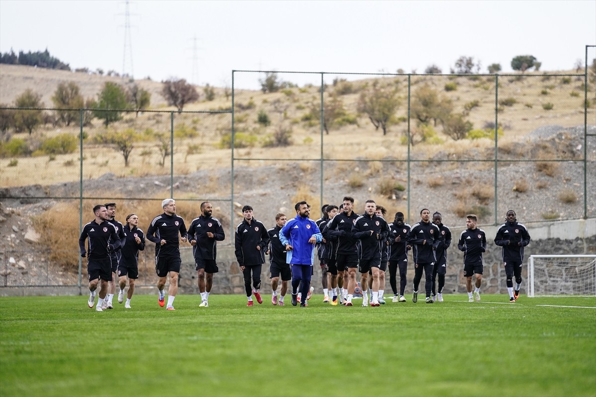 Gaziantep FK, Trendyol Süper Lig'in 9. haftasında 19 Ekim Pazar günü sahasında Hesap.com...