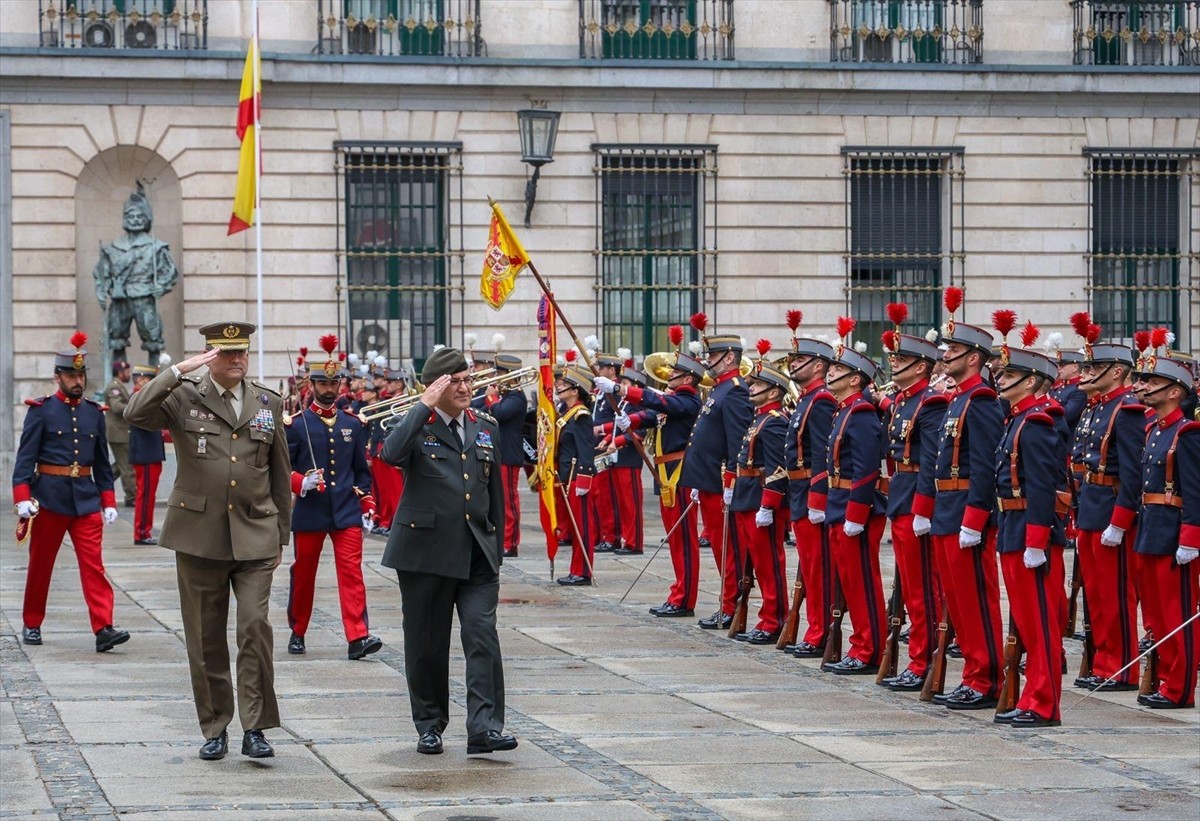 Kara Kuvvetleri Komutanı Orgeneral Metin Tokel, İspanya Krallığı Kara Kuvvetleri Komutanı...