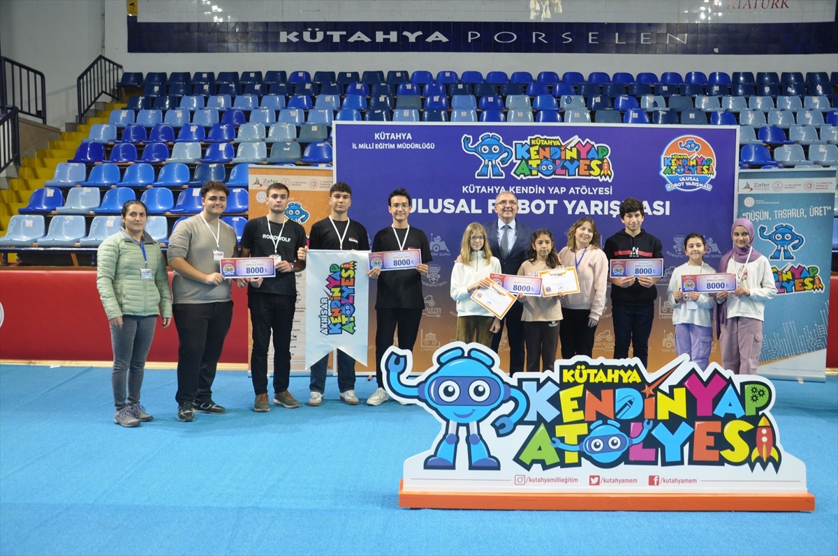 Kütahya İl Milli Eğitim Müdürlüğü bünyesindeki Kendin Yap Atölyesi tarafından düzenlenen Ulusal...