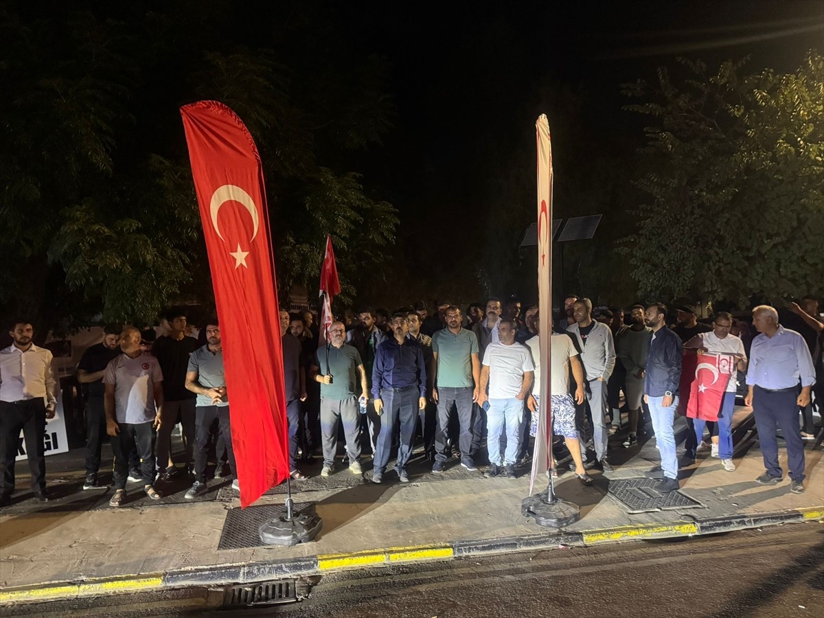 Kuzey Kıbrıs Türk Cumhuriyeti'nde (KKTC), Kıbrıs Filistin İnisiyatifi, başkent Lefkoşa'da...