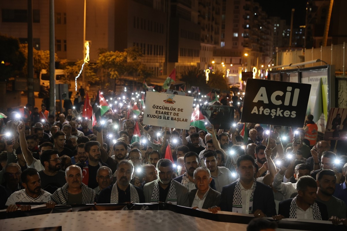 Mardin'de İsrail'in Gazze'ye saldırılarını protesto etmek ve Küresel Sumud Filosu'na destek vermek...