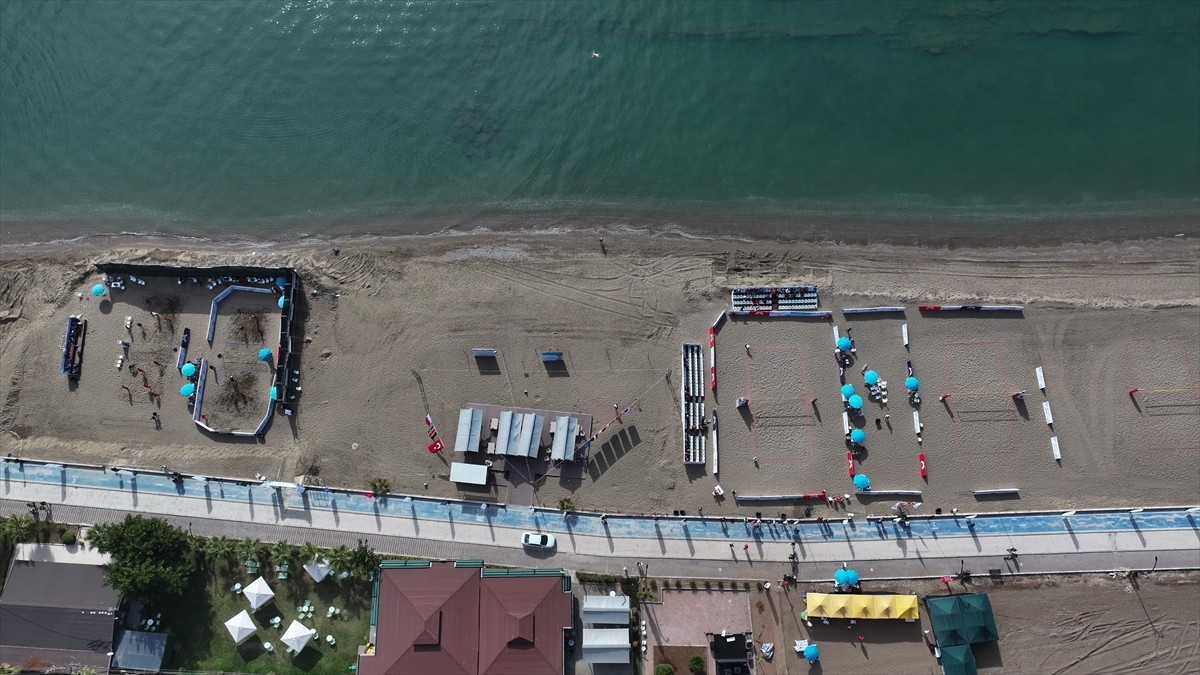 Mersin'de organize edilen Dünya Bedensel Engelliler Plaj Oyunları'nda 6 branşta müsabakalar...