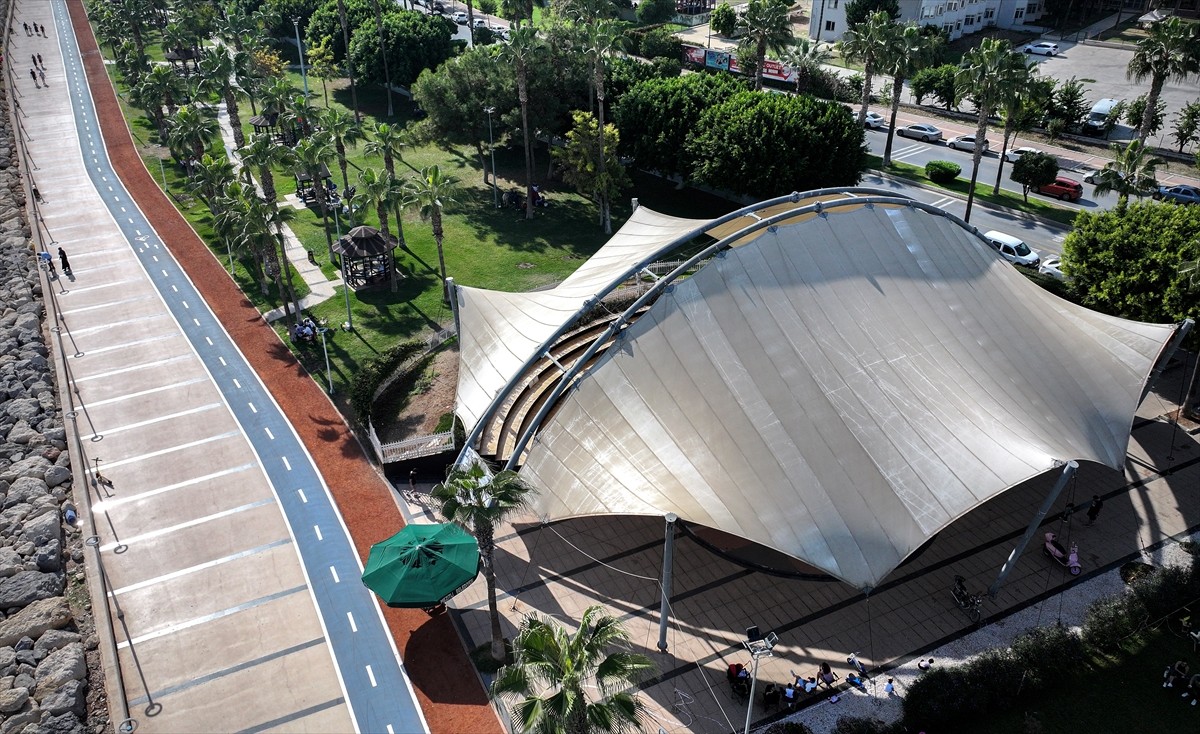 Mersin'de yarın başlayacak Görme Engelliler Dünya Halter Şampiyonası'nda 9 ülkeden 100'den fazla...