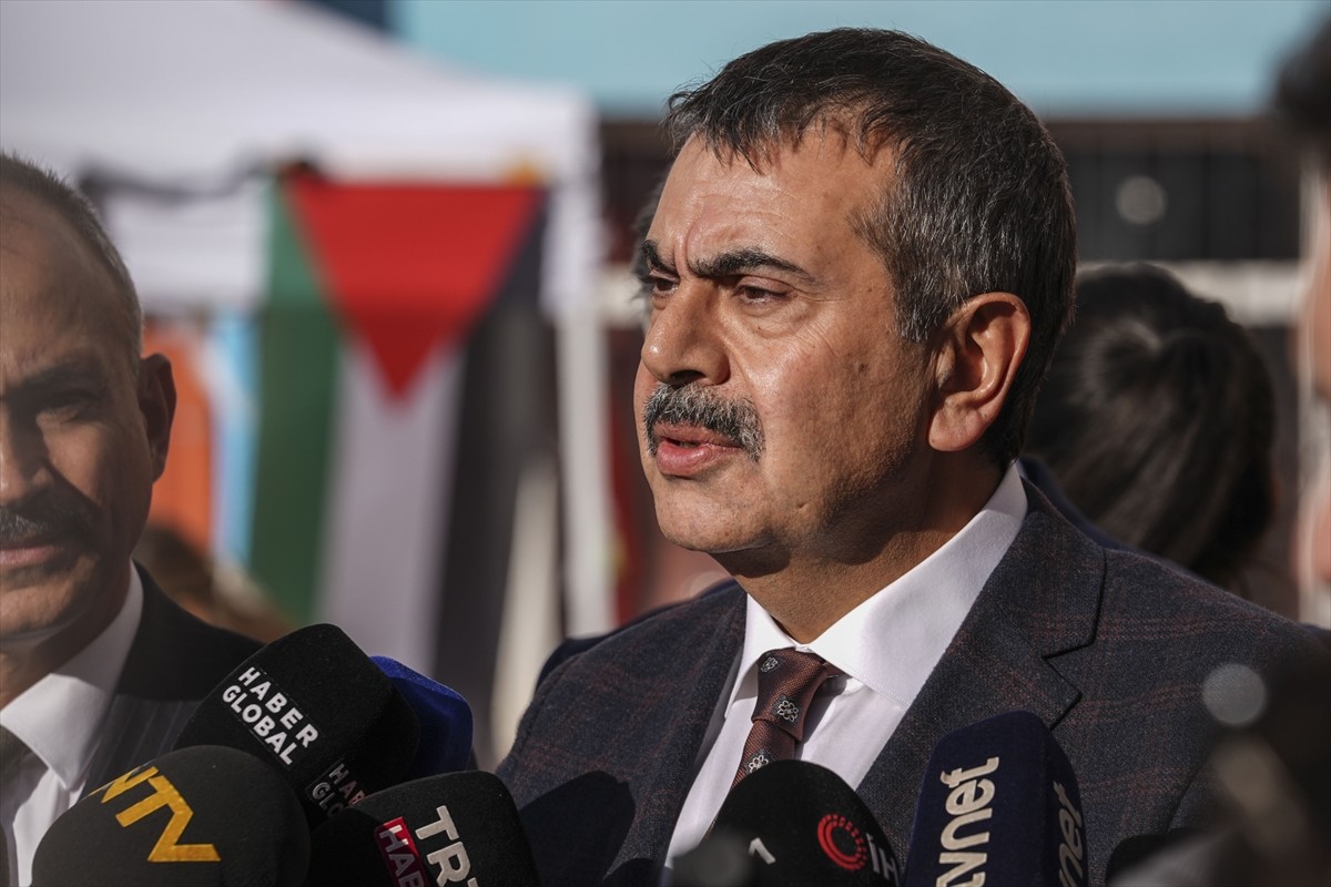 Milli Eğitim Bakanı Yusuf Tekin, Ankara İl Milli Eğitim Müdürlüğü koordinasyonunda Özdemir Gürocak...