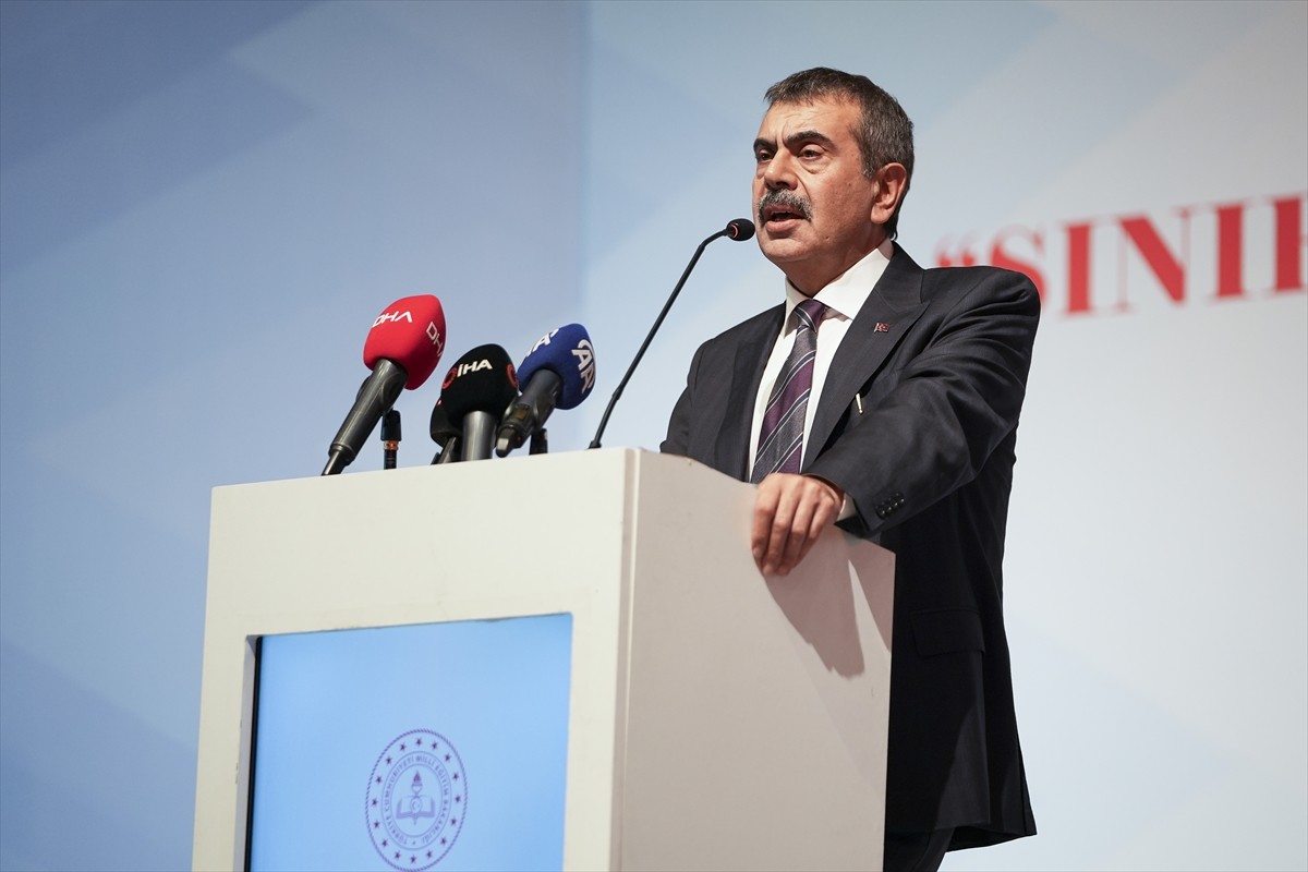 Milli Eğitim Bakanı Yusuf Tekin, Milli Eğitim Bakanlığı Eğitim Kurulları ve Zümreleri Yönergesi...