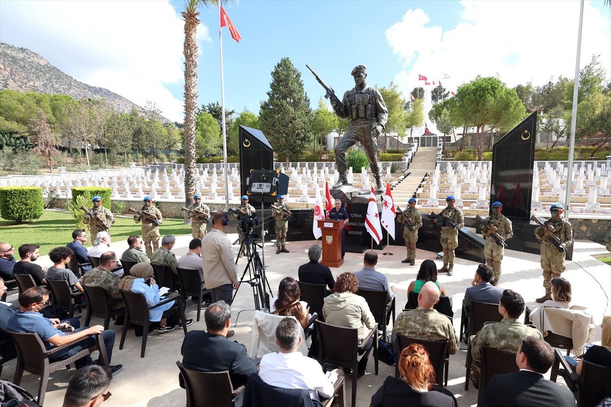 Milli Savunma Bakanlığı (MSB) Basın ve Halkla İlişkiler Müşaviri ve Bakanlık Sözcüsü Tuğamiral...