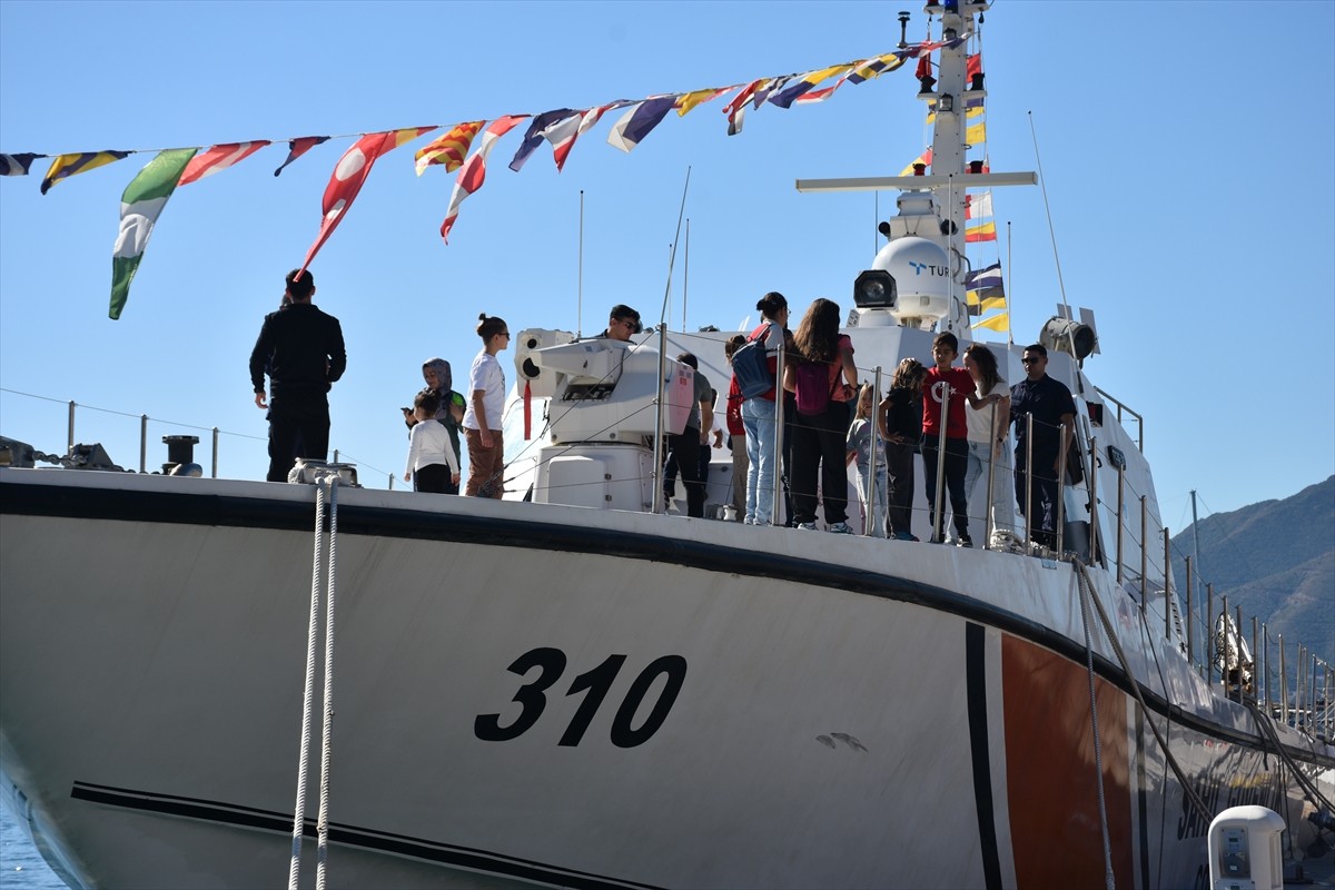 Muğla'nın Marmaris, Bodrum, Dalaman ve Fethiye ilçelerinde, 29 Ekim Cumhuriyet Bayramı...