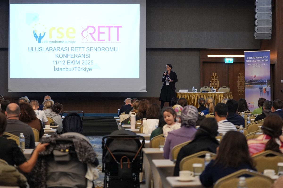 Rett Sendromlu Aileler Yardımlaşma ve Dayanışma Derneğince düzenlenen "Uluslararası Rett Sendromu...