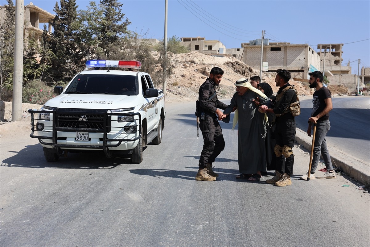 Suriye’nin Halep kentinde, Suriye güvenlik güçleri ile SDG adını kullanan terör örgütü PKK/YPG...