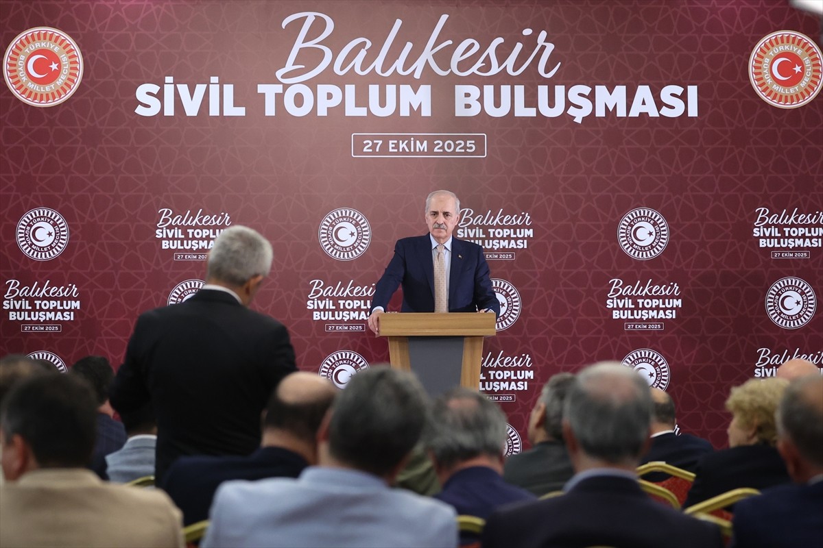 TBMM Başkanı Numan Kurtulmuş,Balıkesir Öğretmenevi'nde, sivil toplum kuruluşlarının temsilcileri...