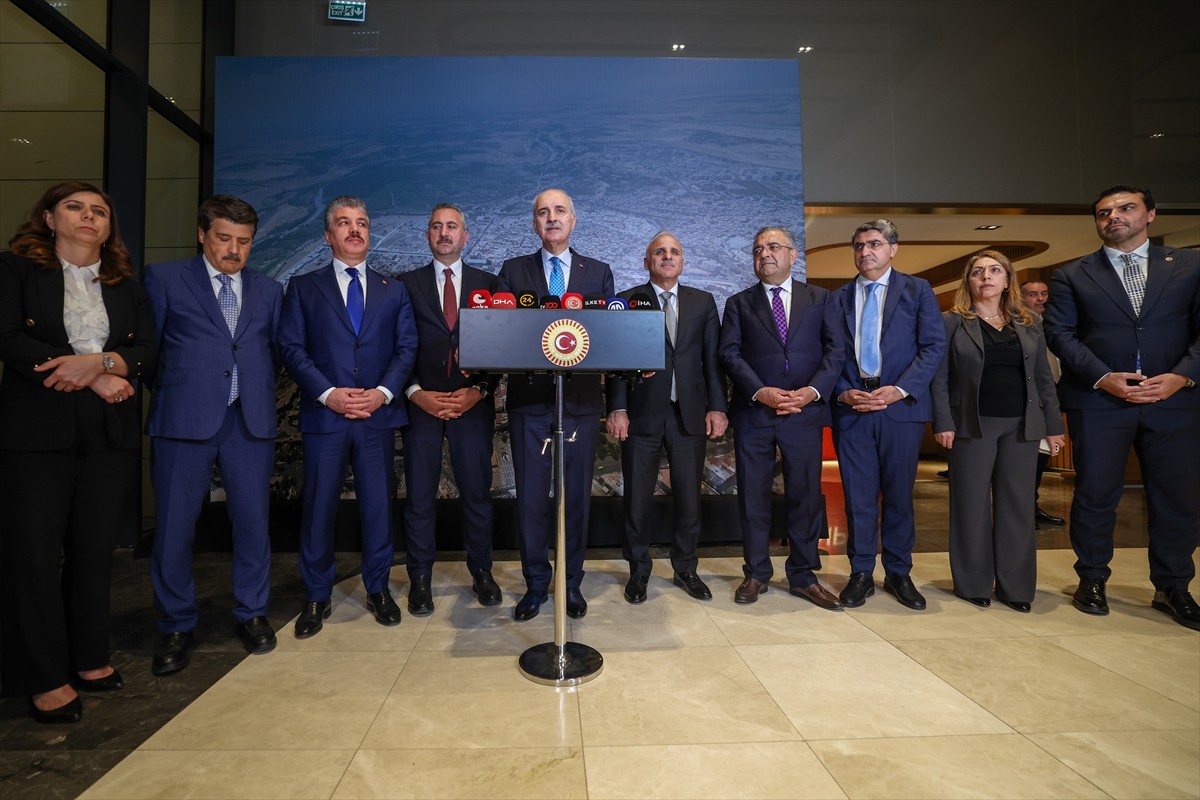 TBMM Başkanı Numan Kurtulmuş, "Diyarbakır Sivil Toplum Buluşması" programının ardından...