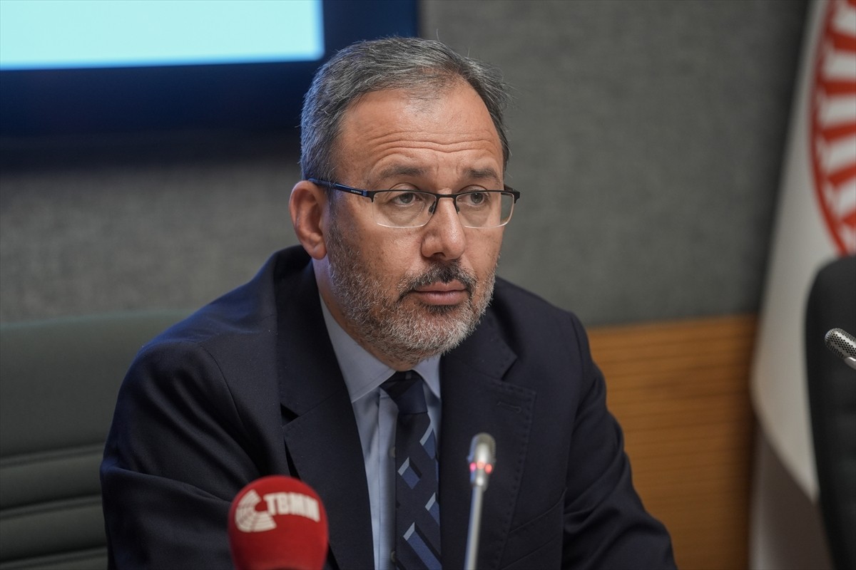 TBMM Engelli Bireylerin Sorunlarını Araştırma Komisyonu, AK Parti İzmir Milletvekili Mehmet...