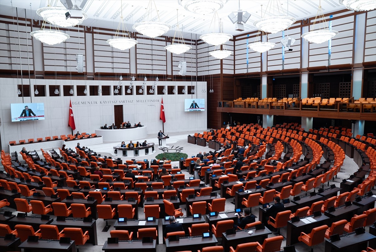 TBMM Genel Kurulu, Meclis Başkanvekili Tekin Bingöl başkanlığında toplandı.