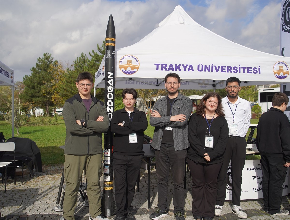 Trakya Üniversitesi ev sahipliğinde Balkan Kongre Merkezi'nde Trakya Keşif Fest düzenlendi....