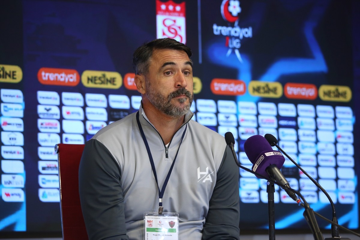 Trendyol 1. Lig'in 11. haftasında konuk ettiği Atakaş Hatayspor ile 1-1 berabere kalan Özbelsan...