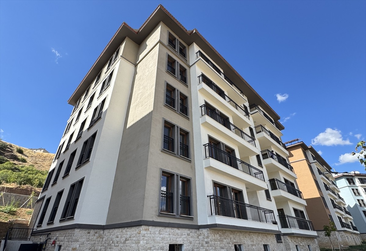 Tunceli Valisi ve Belediye Başkan Vekili Şefik Aygöl (sağda), Çevre, Şehircilik ve İklim...