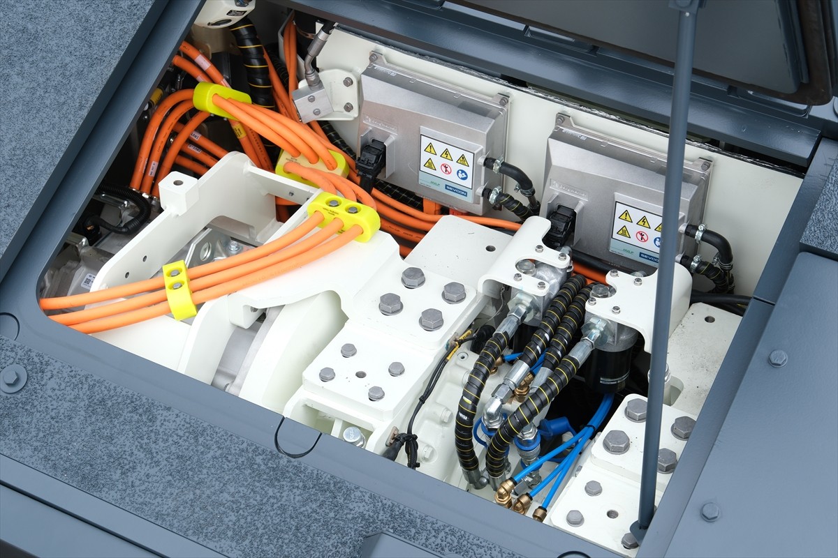 Türk savunma sanayisi şirketi FNSS tarafından yürütülen Hibrit Güç Grubu Geliştirme Projesi, dünya...