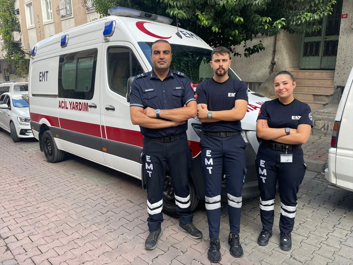 Türkiye'de ilk kez İstanbul'da başlatılan uygulamayla kamu hastanelerinden taburcu edilen...