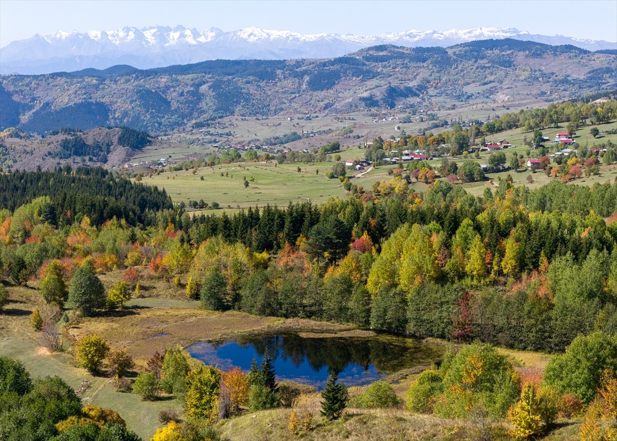 Türkiye'nin saklı cenneti olarak nitelendirilen Artvin'in "sakin şehir" ünvanlı Şavşat ilçesi...