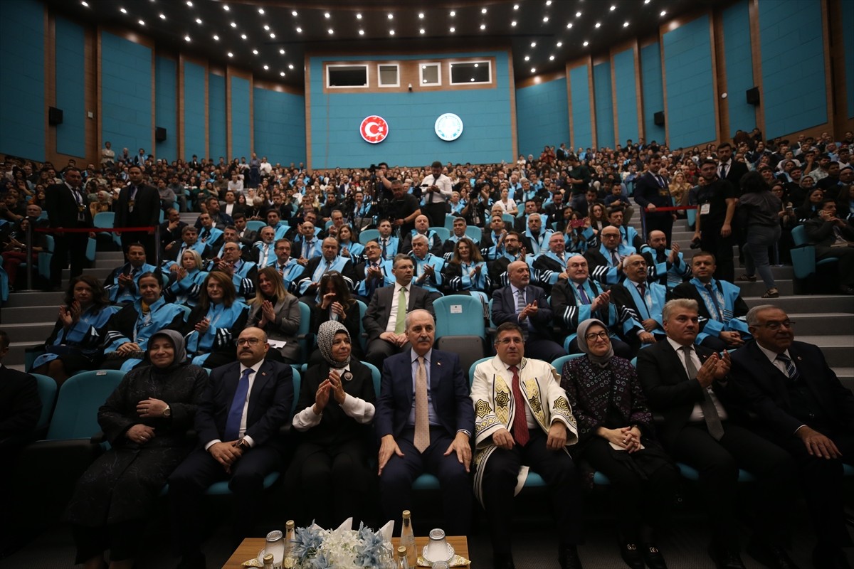 Türkiye Büyük Millet Meclisi (TBMM) Başkanı Numan Kurtulmuş, Balıkesir Üniversitesi 2025-2026...