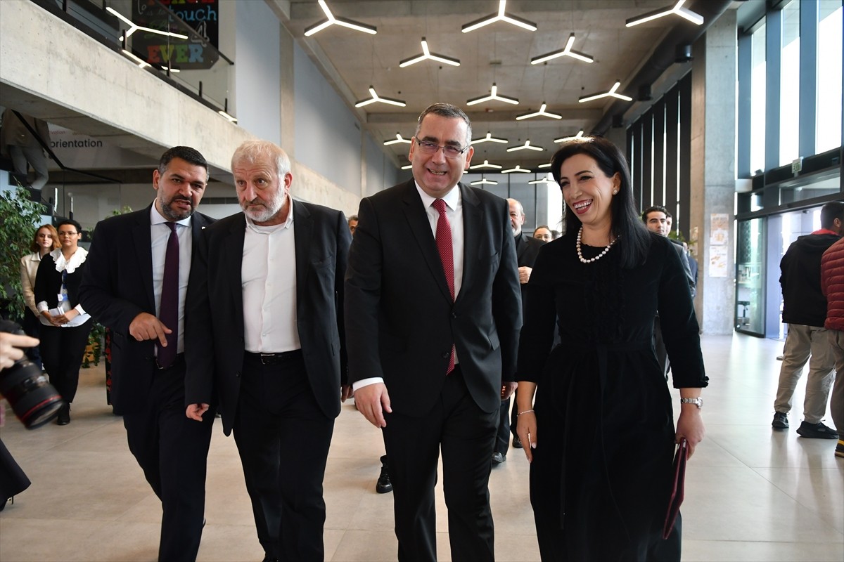 Türkiye Maarif Vakfı'nın (TMV) Tiran New York Üniversitesi'nde (UNYT) yeni akademik yılı açılış...