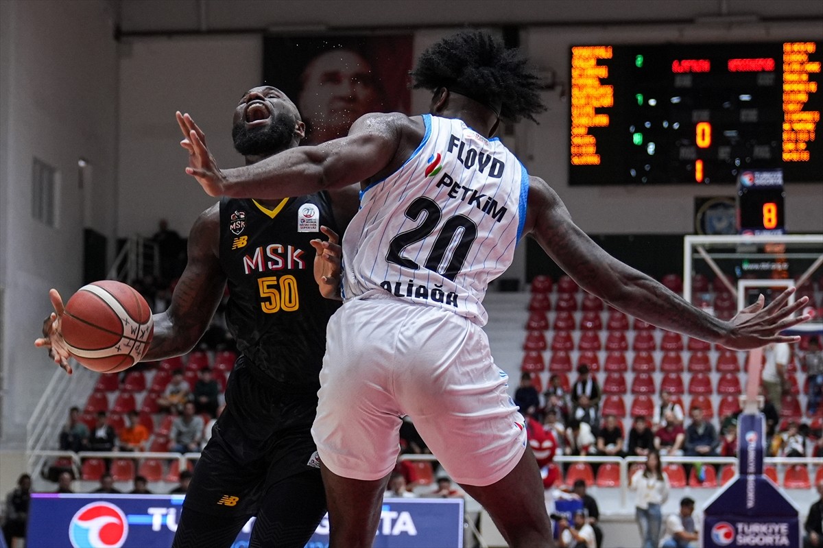 Türkiye Sigorta Basketbol Süper Ligi'nin 5. haftasında Aliağa Petkimspor ile Mersin Spor, ENKA...